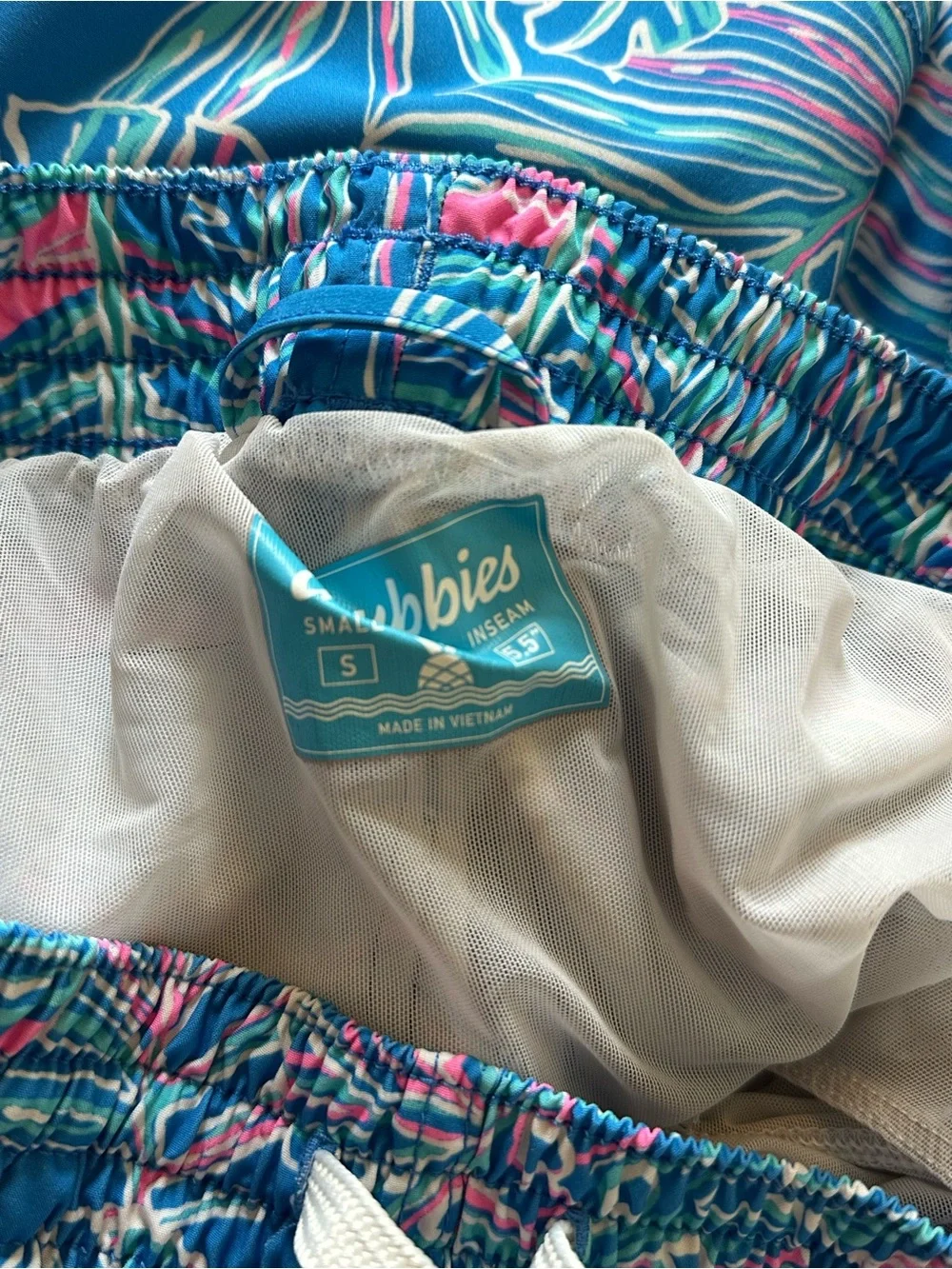 Chubbies Tropical Blue Leaf Print Swim Shorts
